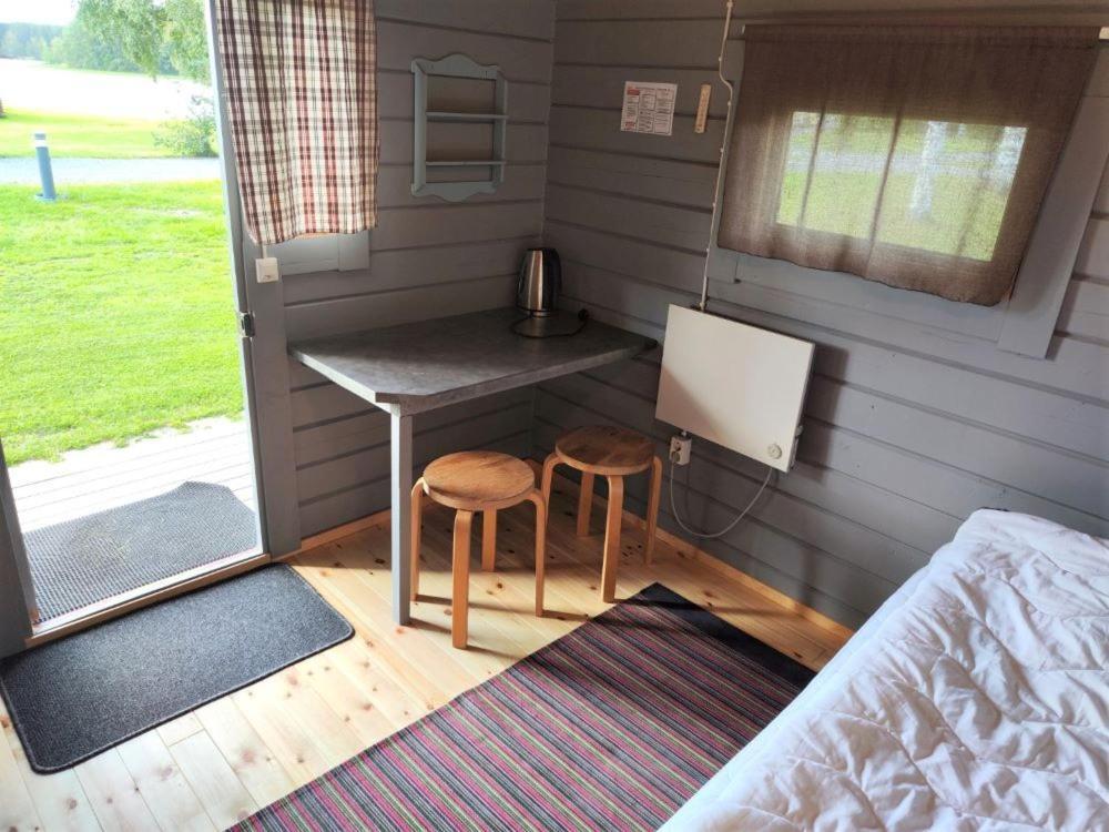 Tastulan Lomakylae Hotel Kaustinen Buitenkant foto