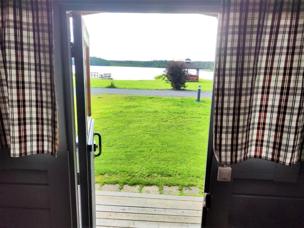 Tastulan Lomakylae Hotel Kaustinen Buitenkant foto