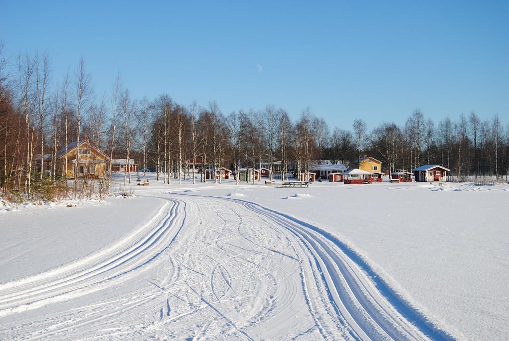 Tastulan Lomakylae Hotel Kaustinen Buitenkant foto