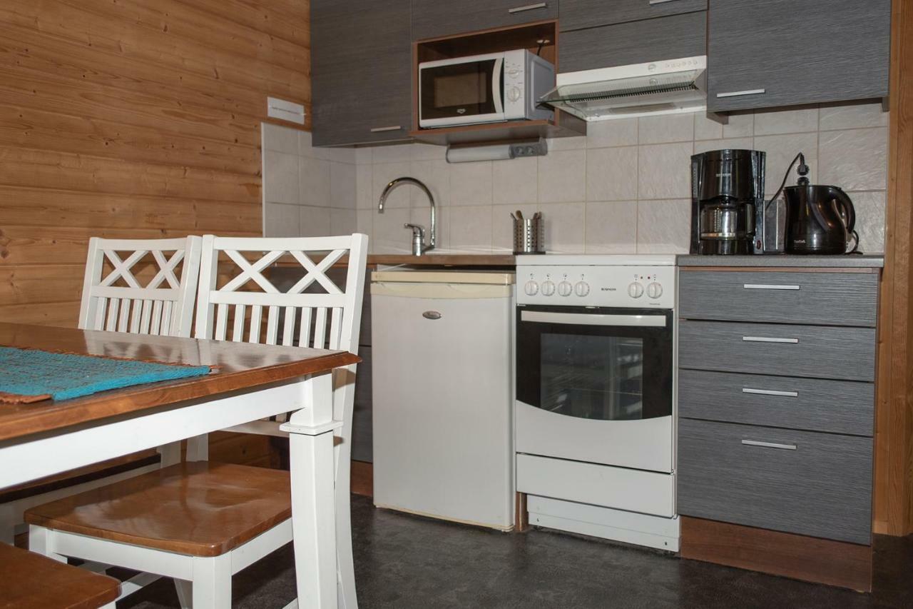 Tastulan Lomakylae Hotel Kaustinen Buitenkant foto
