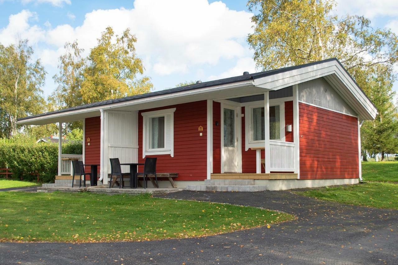 Tastulan Lomakylae Hotel Kaustinen Buitenkant foto
