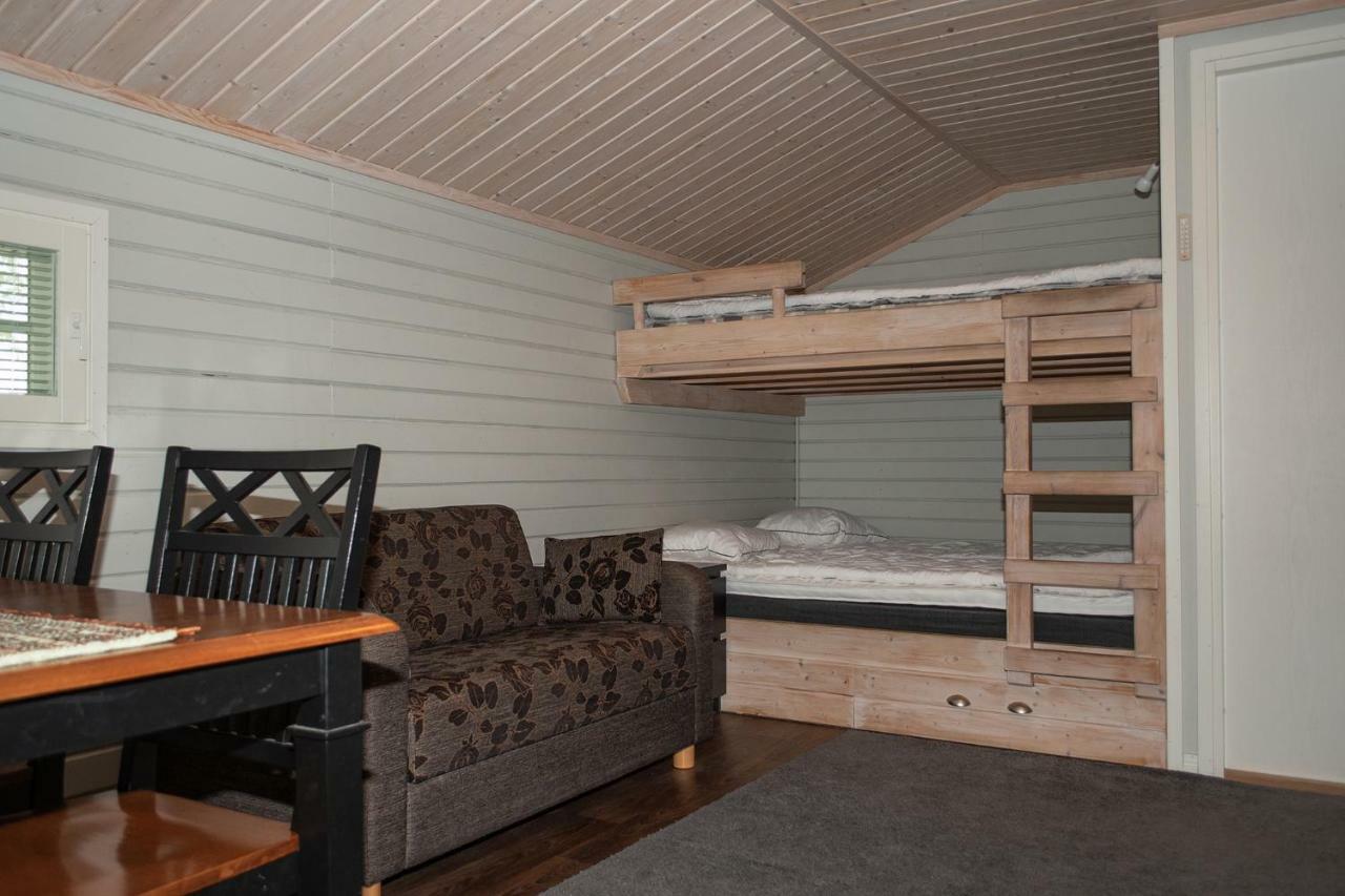 Tastulan Lomakylae Hotel Kaustinen Buitenkant foto